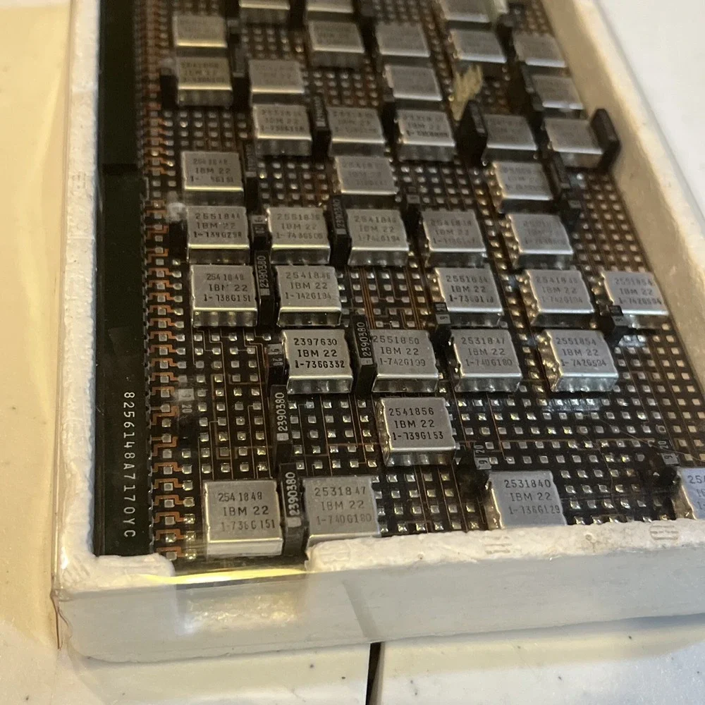 IBM mst 2 Chips‎ 370 1970s Integrated Chip Computer Vintage Rare